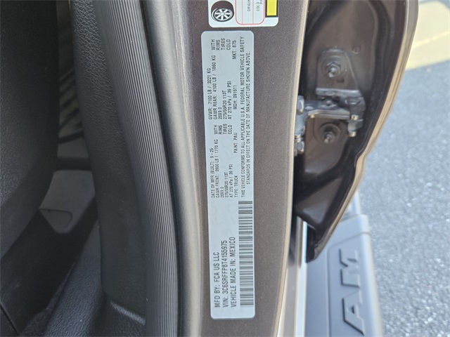 2026 Ram 1500 Lone Star Crew Cab 4x4 5'7" Box