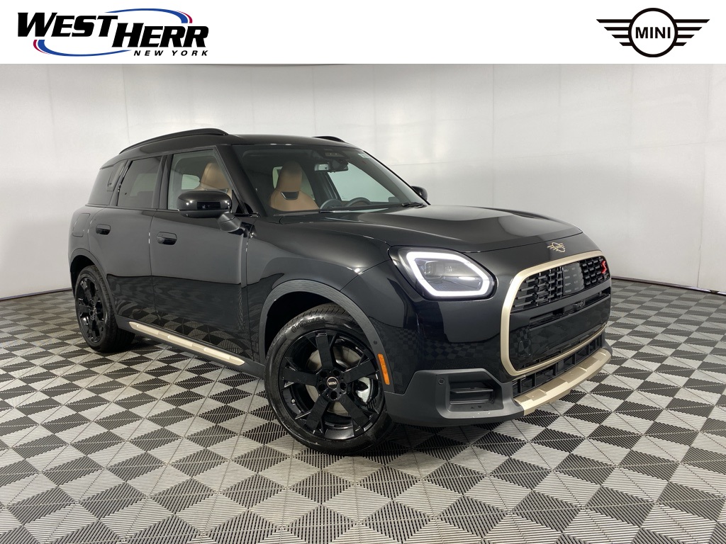 2025 MINI Countryman S's photo