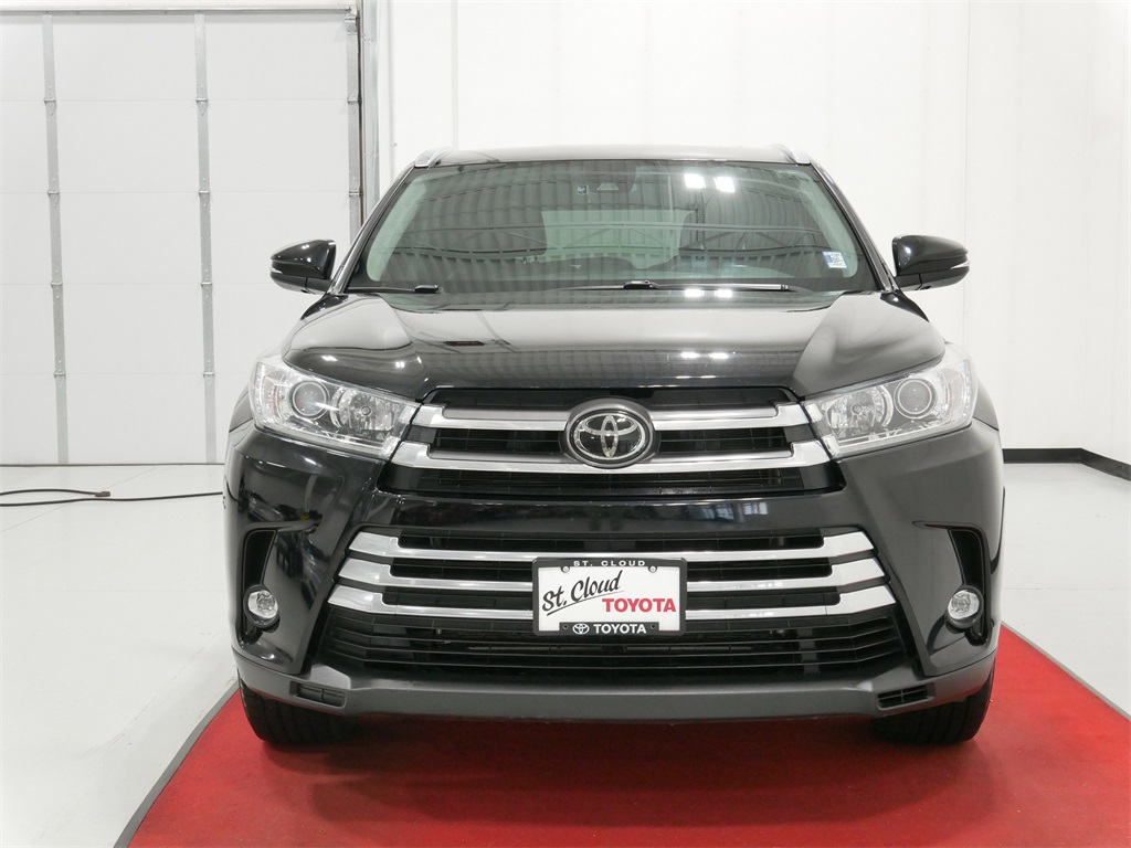 Used 2019 Toyota Highlander Limited with VIN 5TDDZRFH4KS934767 for sale in Waite Park, Minnesota