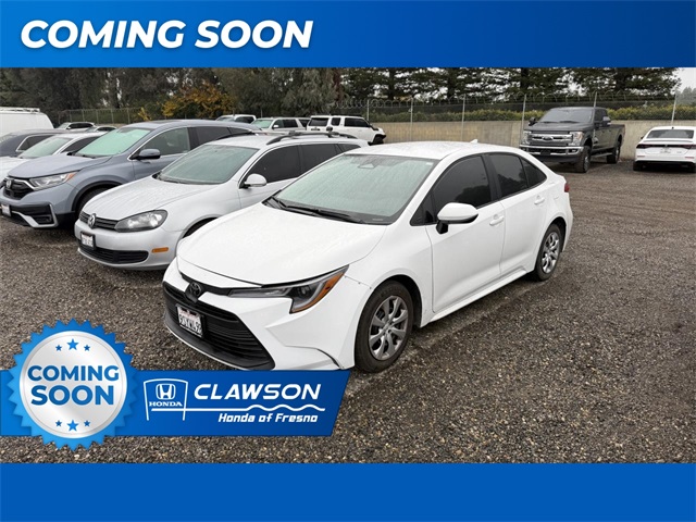 2025 Toyota Corolla LE's photo