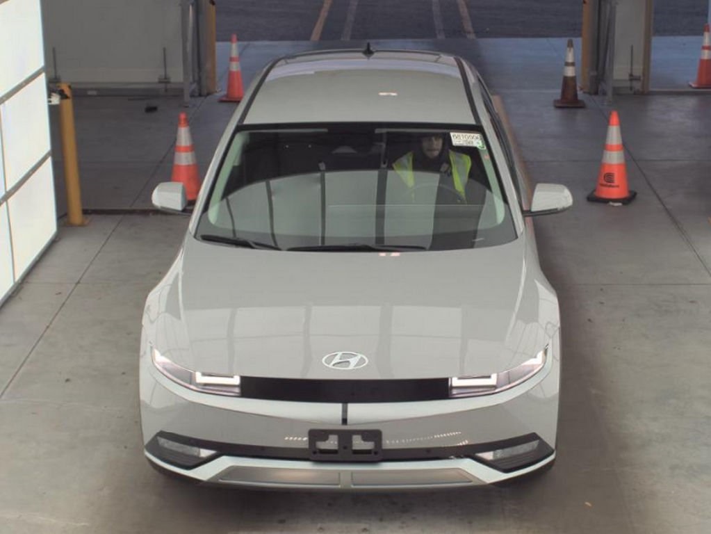 Used 2024 Hyundai IONIQ 5 SEL with VIN KM8KN4DE3RU235792 for sale in Cleveland, OH