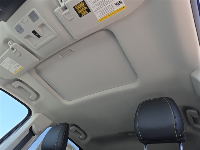 New 2025 Ford Maverick Lobo High 4D Crew Cab