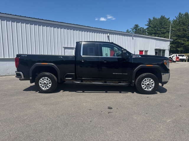 2022 Gmc Sierra HD SLE photo 3
