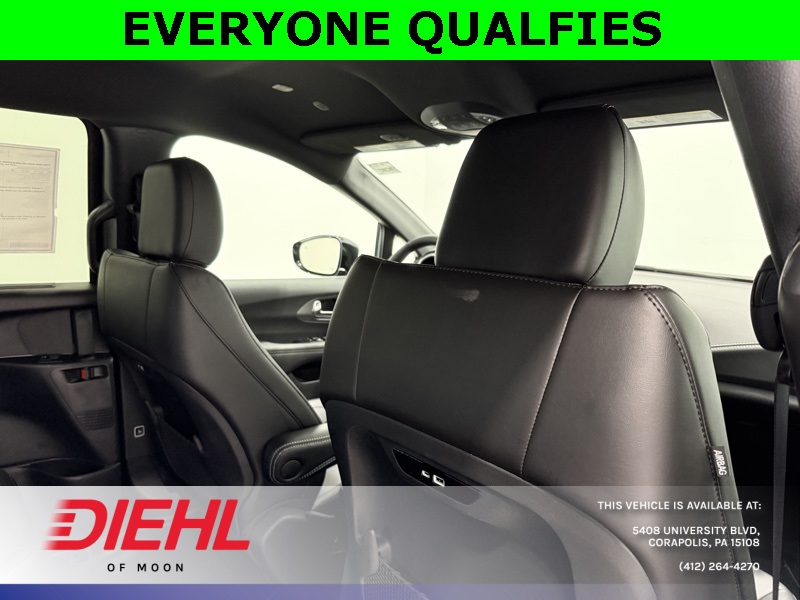 2025 Chrysler Pacifica photo 12