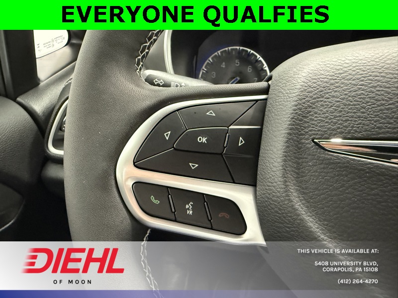 2025 Chrysler Pacifica photo 23