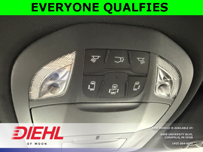2025 Chrysler Pacifica photo 31
