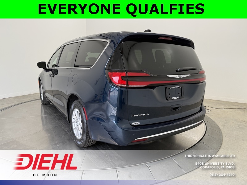2025 Chrysler Pacifica photo 5