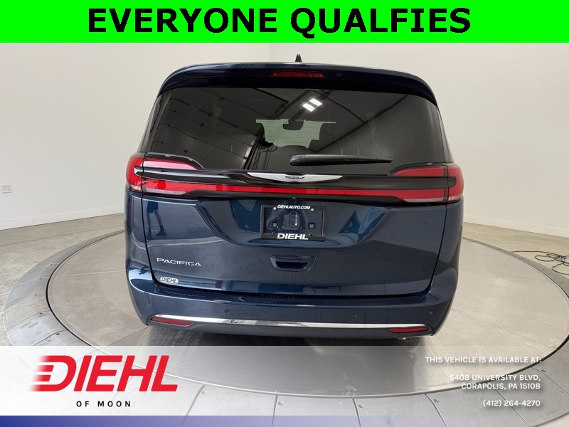 2025 Chrysler Pacifica photo 6