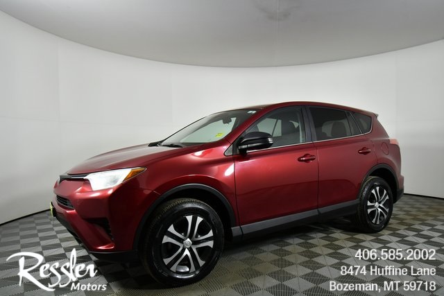 2018 Toyota RAV4 LE's photo