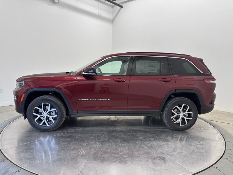 2025 Jeep Grand Cherokee Limited photo 4