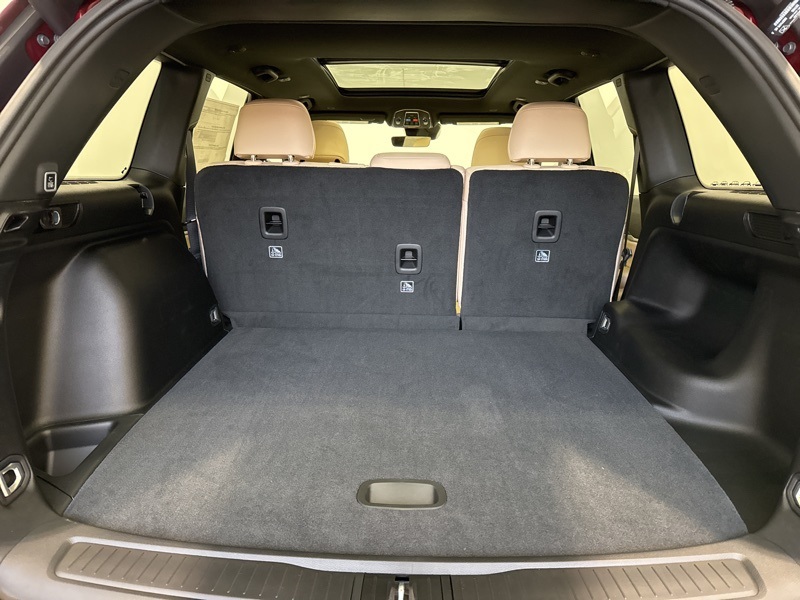 2025 Jeep Grand Cherokee Limited photo 9