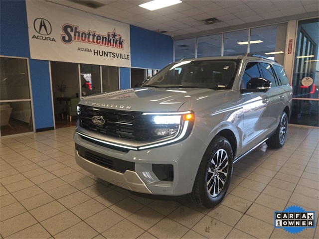 2025 Ford Expedition Platinum's photo