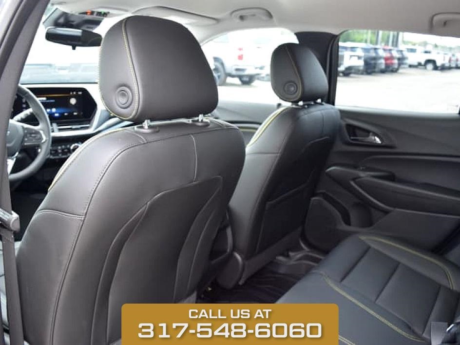 2025 Black Metallic Chevrolet Trax ACTIV FWD SUV