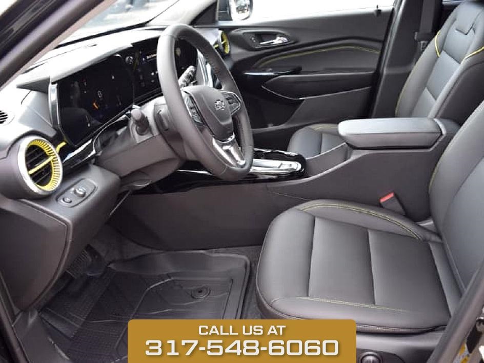 2025 Black Metallic Chevrolet Trax ACTIV FWD SUV