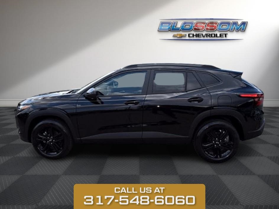 2025 Black Metallic Chevrolet Trax ACTIV FWD SUV