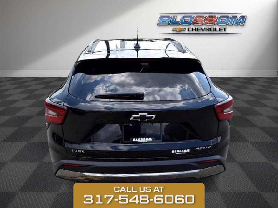2025 Black Metallic Chevrolet Trax ACTIV FWD SUV