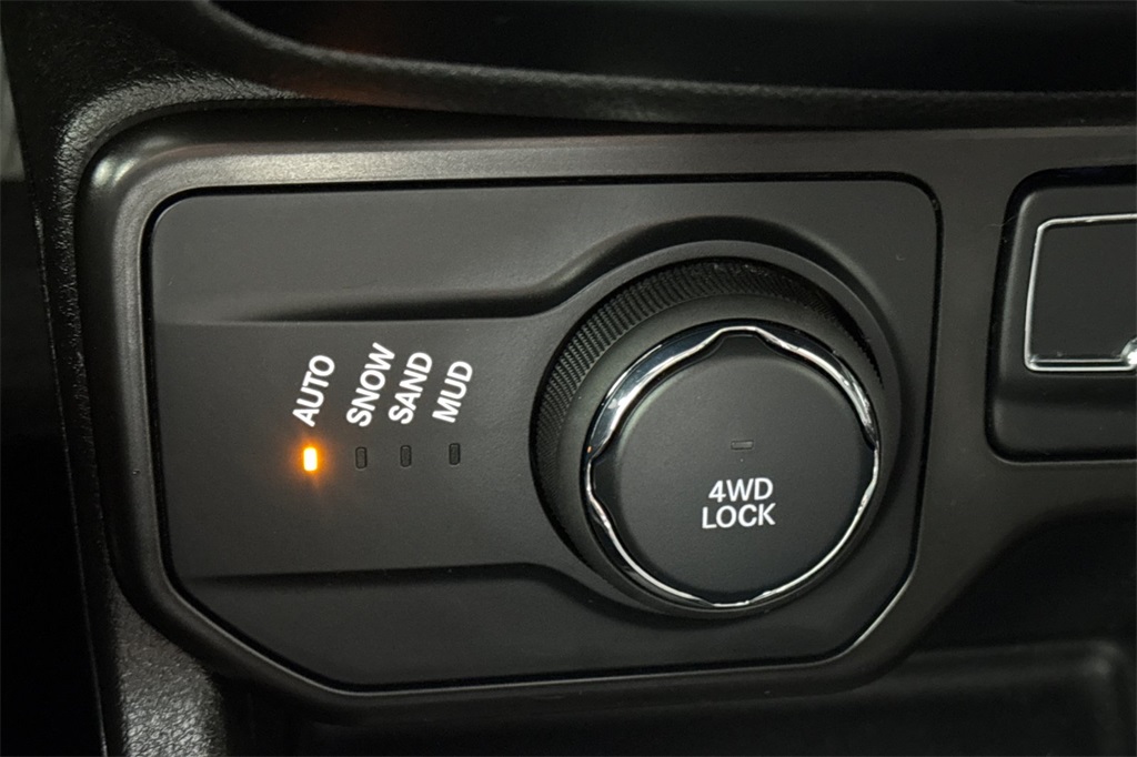 used 2020 Jeep Renegade car, priced at $17,919