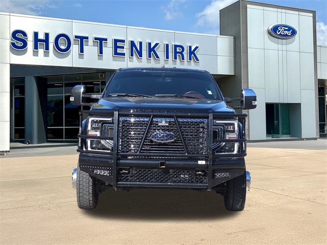 2022 Ford F-450 photo 2