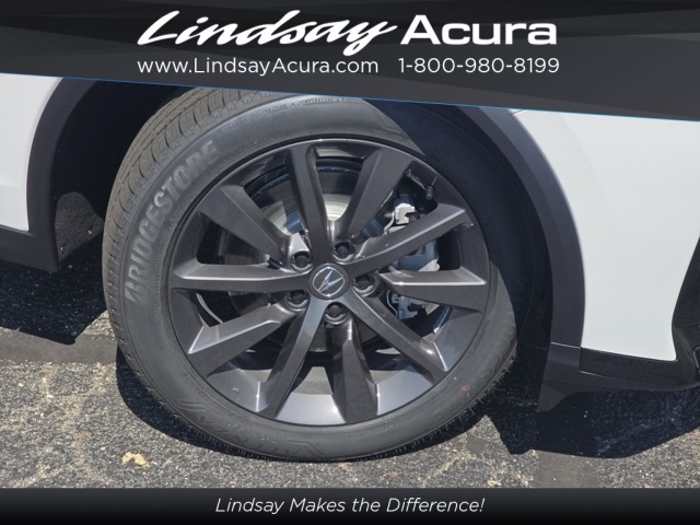 2026 Acura MDX SH-AWD Advance photo 5
