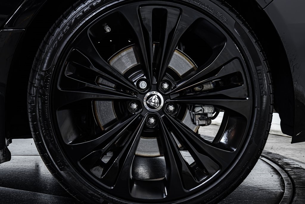 XF P250 R-Dynamic SE