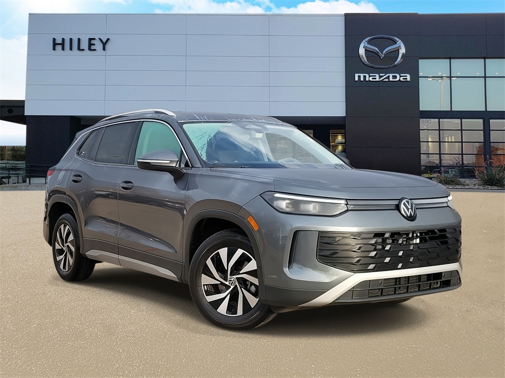 used 2025 Volkswagen Tiguan car, priced at $26,500