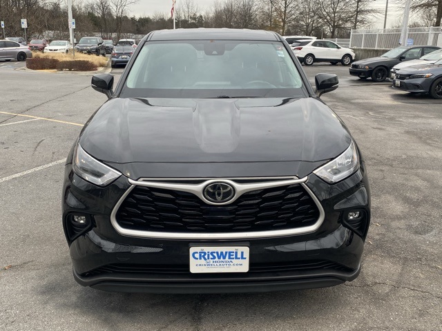 used 2021 Toyota Highlander car, priced at $22,795