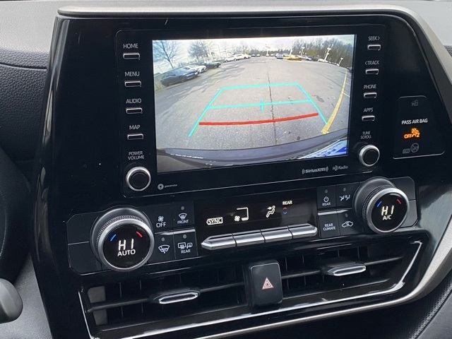 used 2021 Toyota Highlander car, priced at $22,795