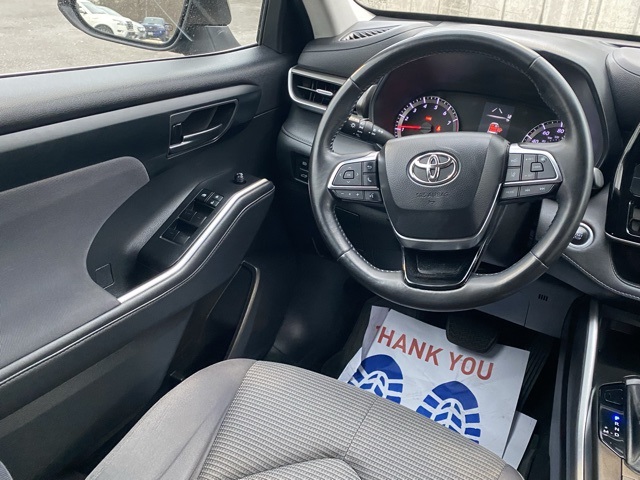 used 2021 Toyota Highlander car, priced at $22,795