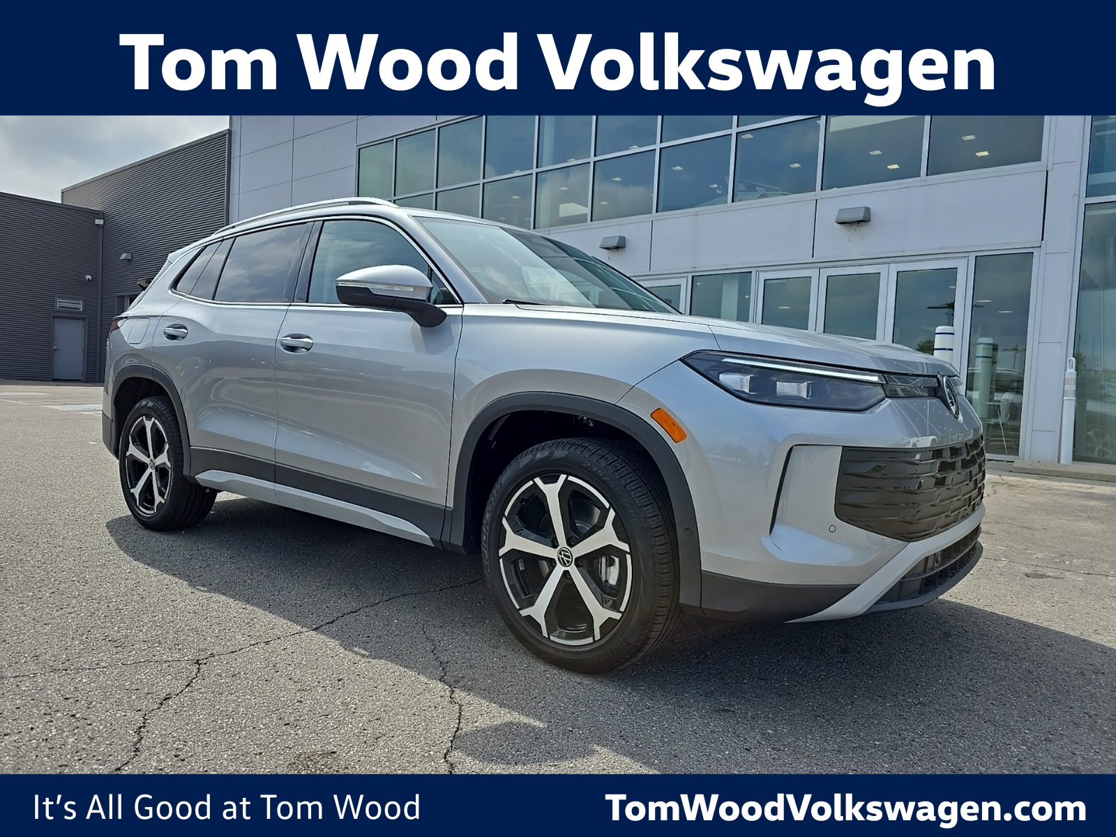 new 2025 Volkswagen Tiguan car, priced at $35,752