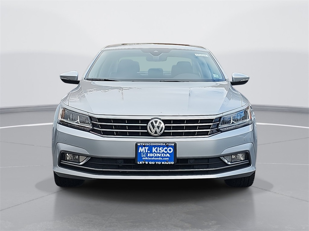 Used 2018 Volkswagen Passat SEL Premium with VIN 1VWCA7A39JC037895 for sale in Bedford Hills, NY