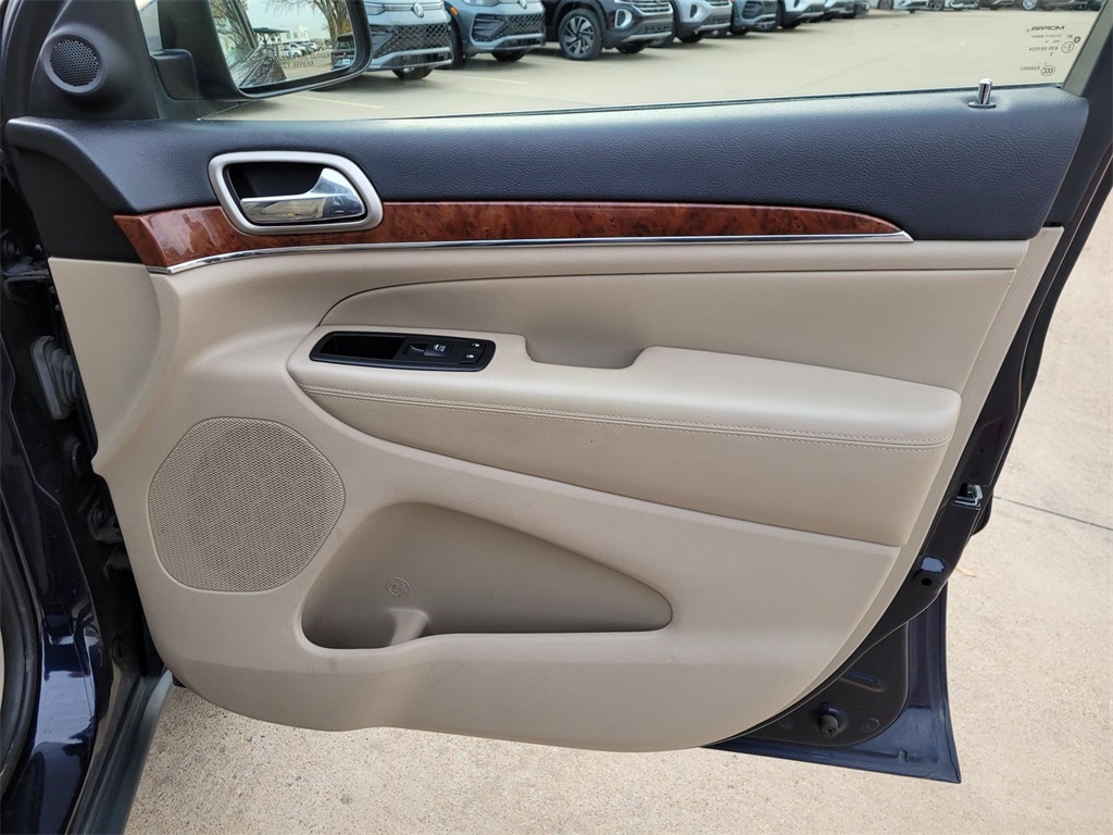 used 2013 Jeep Grand Cherokee car, priced at $7,000