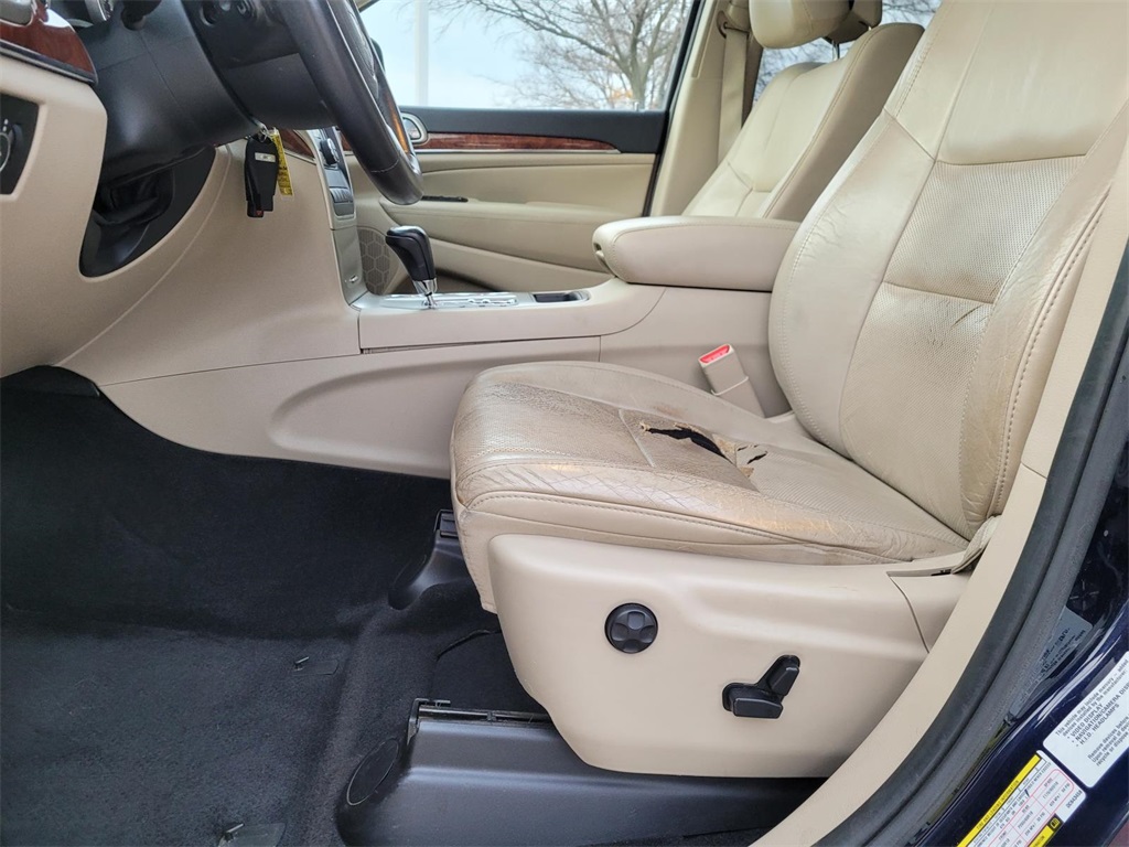 used 2013 Jeep Grand Cherokee car, priced at $7,000