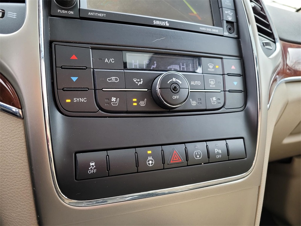 used 2013 Jeep Grand Cherokee car, priced at $7,000