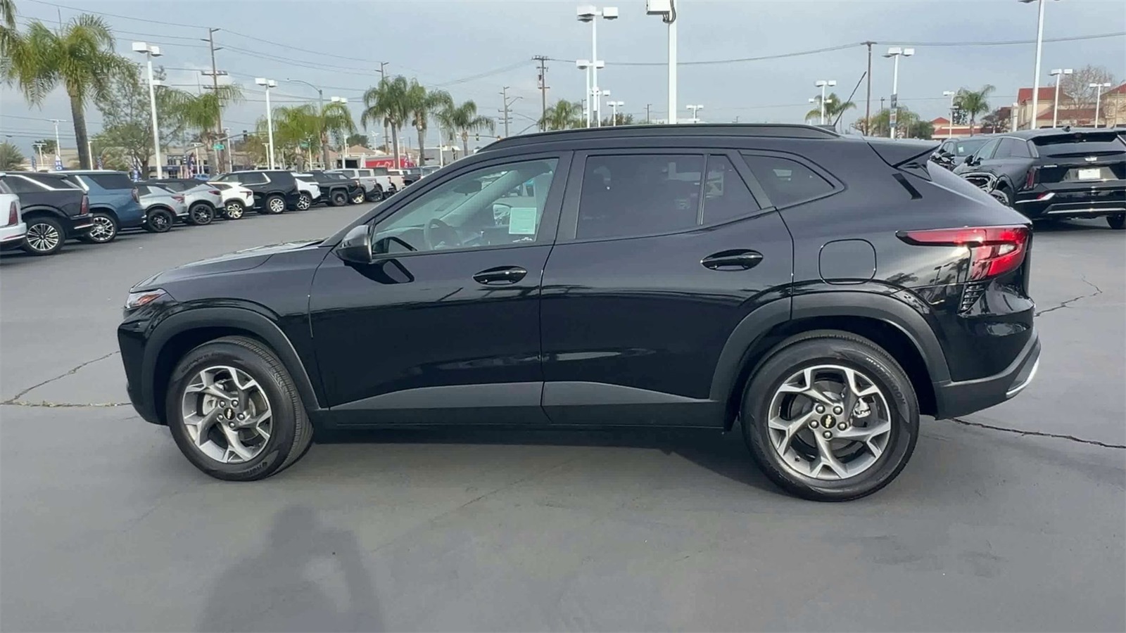used 2024 Chevrolet Trax car, priced at $20,991
