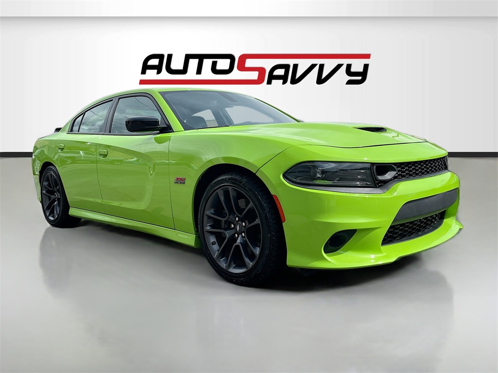 2023 Dodge Challenger R/T photo 3