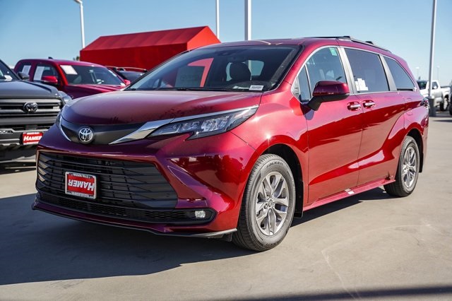 new 2026 Toyota Sienna car, priced at $48,500