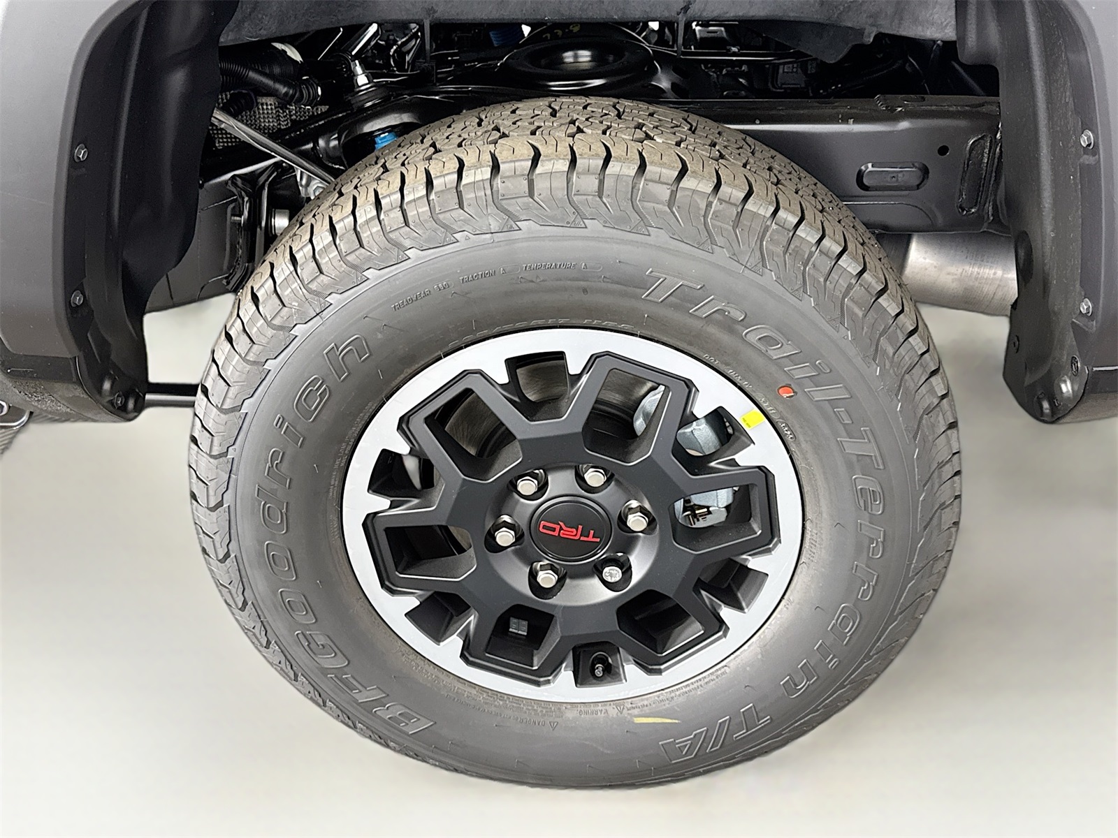 2025 Toyota Tacoma TRD Off-Road Double Cab photo 16