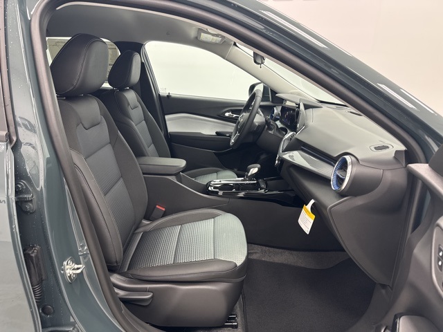 new 2026 Chevrolet Trax car, priced at $25,885