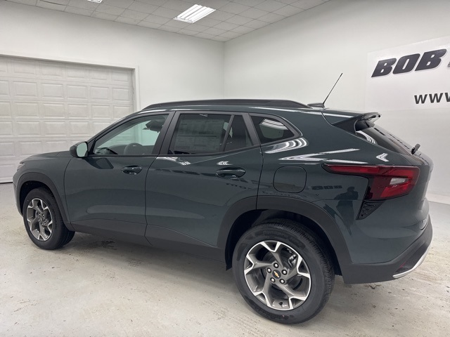 new 2026 Chevrolet Trax car, priced at $25,885