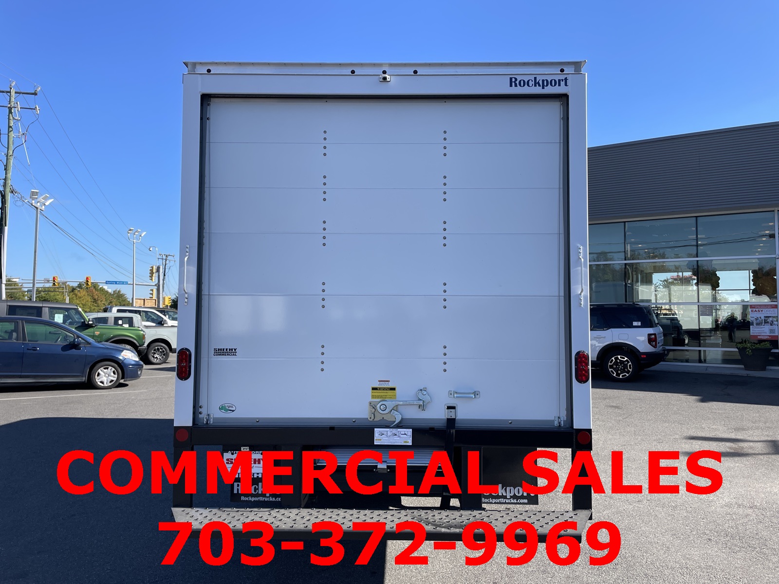 2025 Ford E-350 photo 4