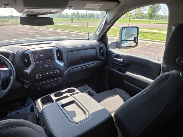 2024 Chevrolet Silverado 2500HD Custom