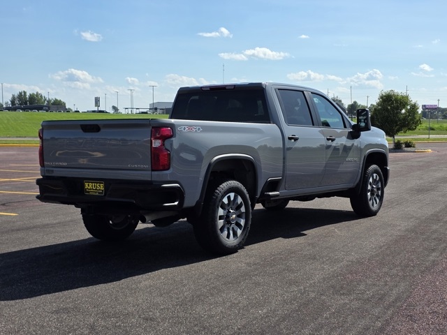 2024 Chevrolet Silverado 2500HD Custom