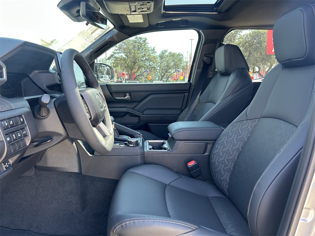 2025 Toyota Tacoma Limited Double Cab photo 9