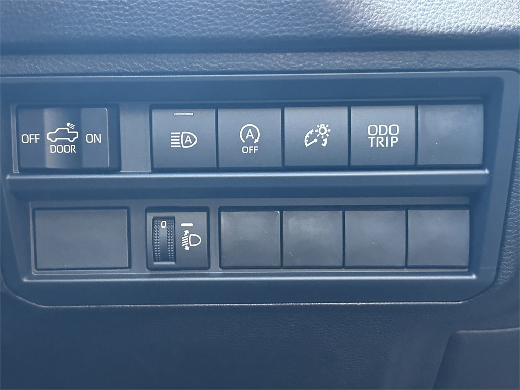 2026 Toyota Tundra SR5 photo 18