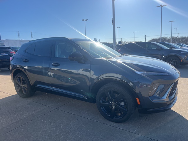 2026 Buick Envision Sport Touring's photo