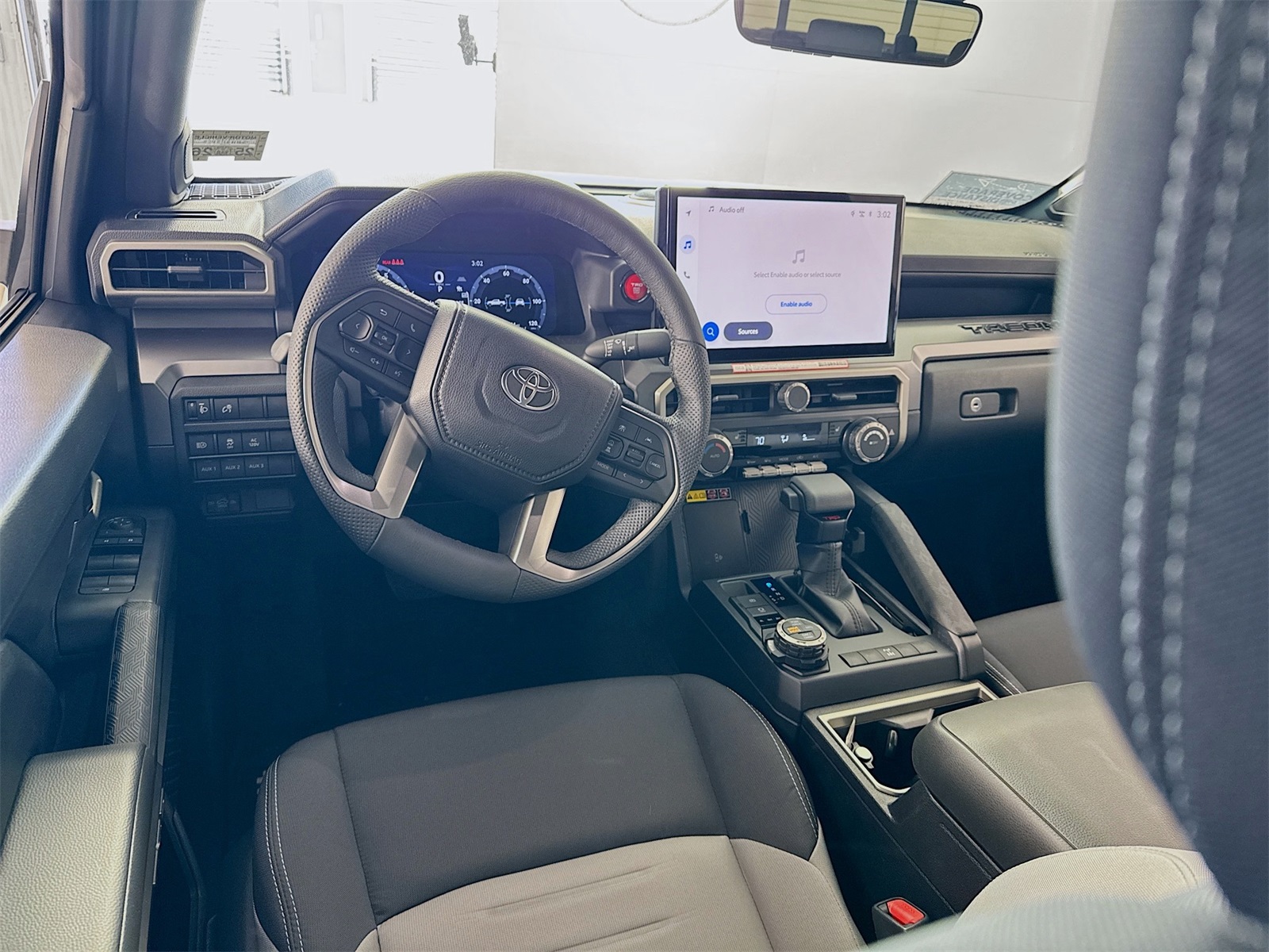 2025 Toyota Tacoma TRD Off-Road Double Cab photo 10
