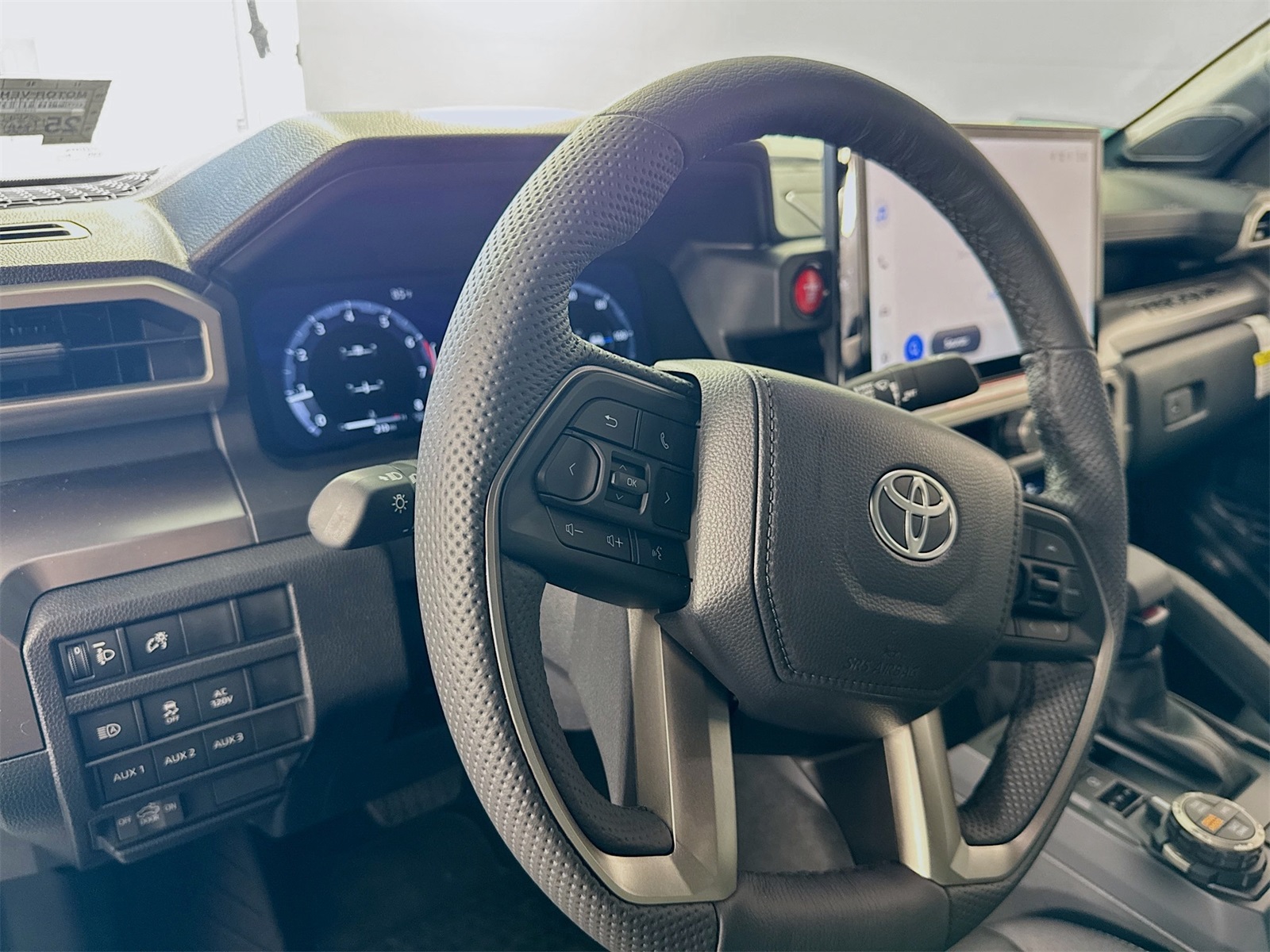 2025 Toyota Tacoma TRD Off-Road Double Cab photo 4