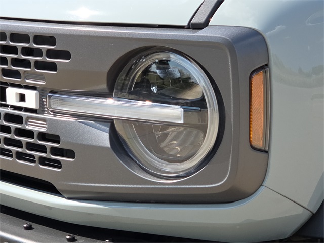 2023 Ford Bronco Badlands photo 4