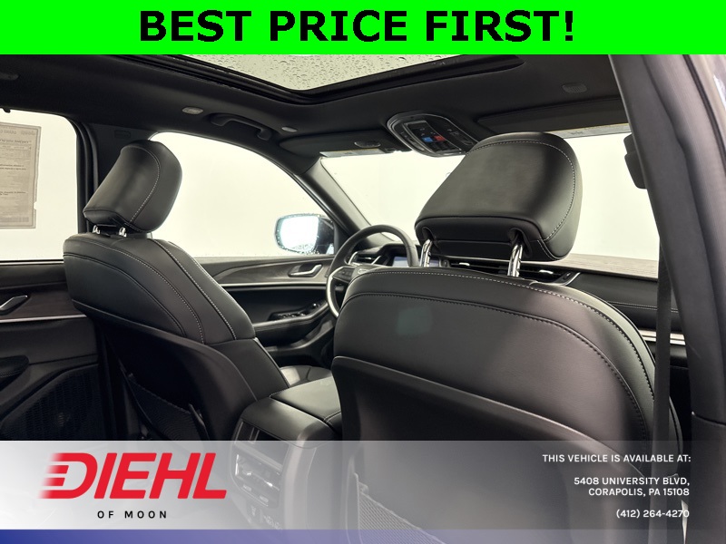 2025 Jeep Grand Cherokee Limited photo 12