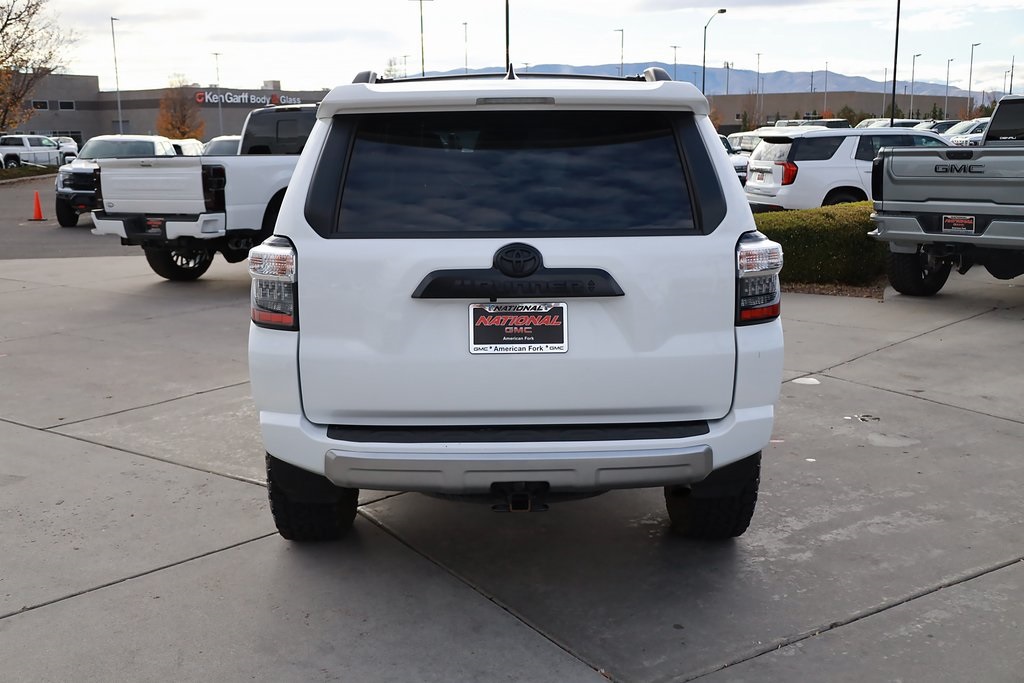 2023 Toyota 4Runner TRD Premium 4WD Sport photo 2